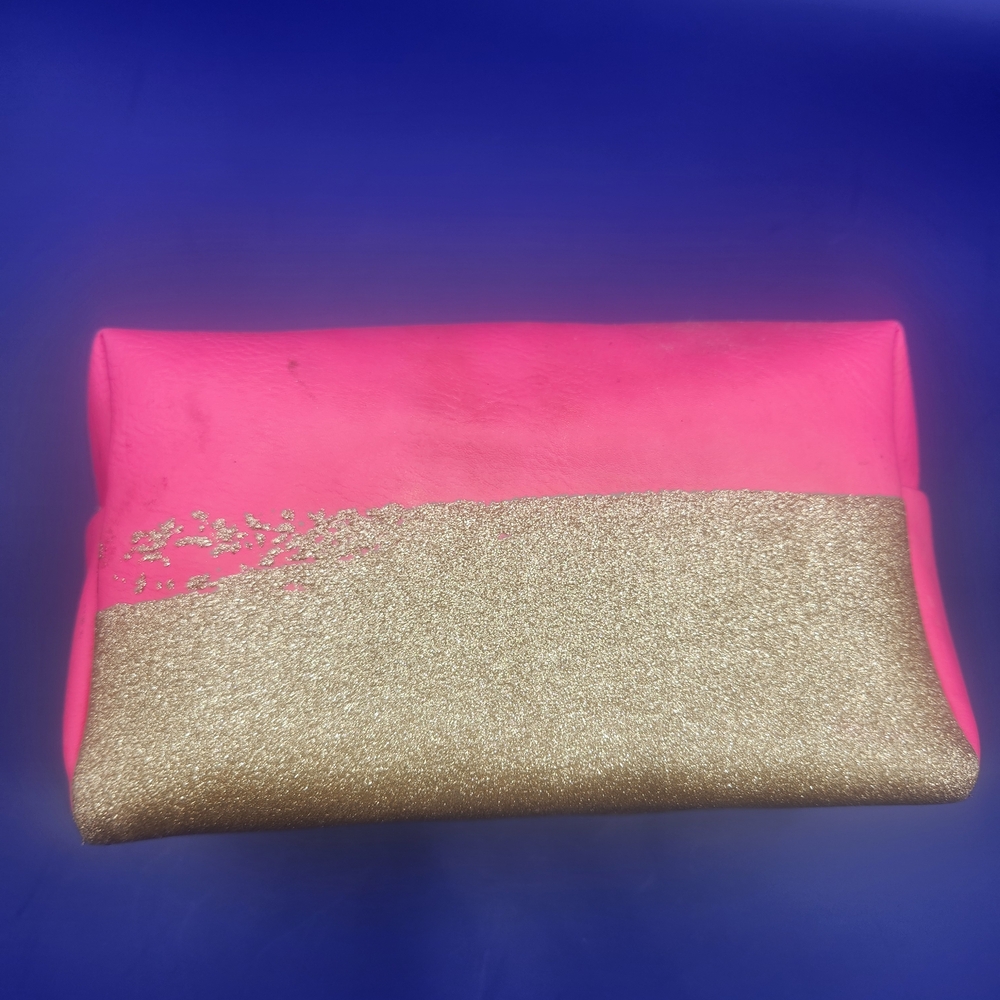 SOLD.3 Piece Pink & Gold Pouch Set.SOLD - Picture 13 of 16